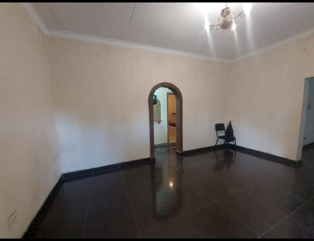 4 BEDROOM HOUSE FOR SALE IN BRENTHURST